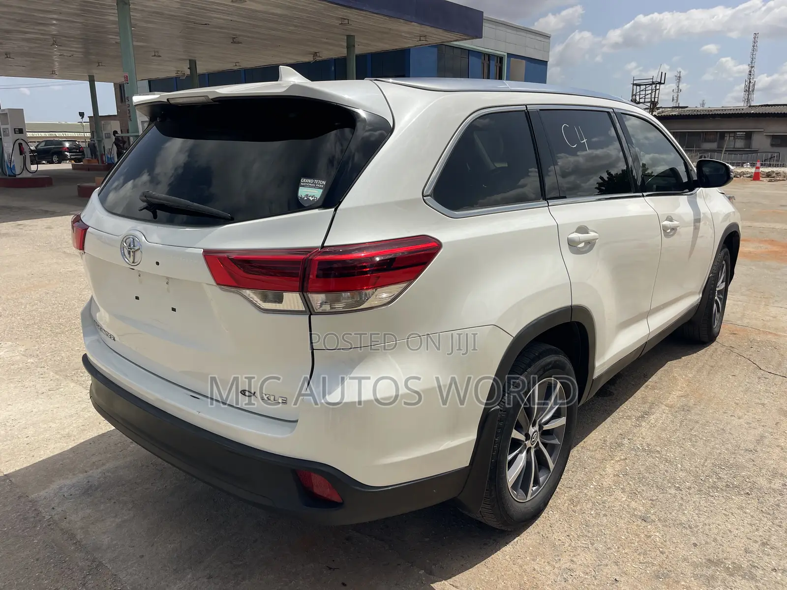 Toyota Highlander 2019 White