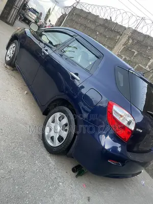 Toyota Matrix 2010 Blue
