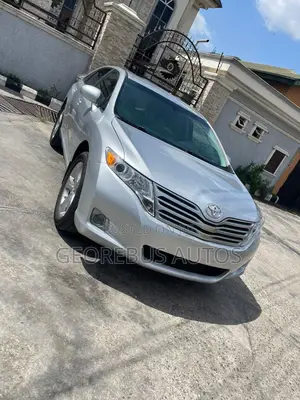 Toyota Venza AWD 2012 Silver