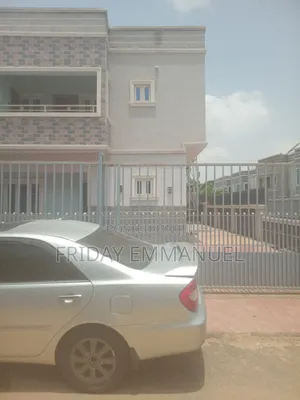 4bdrm Condo in Palm High Estate, Sabon Lugbe for sale