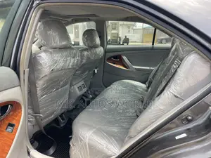 Toyota Camry 2011 Gray