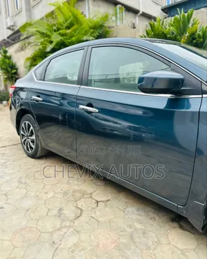 Nissan Sentra SV 4dr Sedan (1.8L 4cyl CVT) 2015 Blue