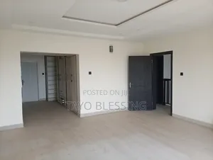 5bdrm Duplex in Zone B for rent