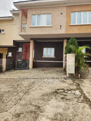 4bdrm Duplex in Life Camp for rent