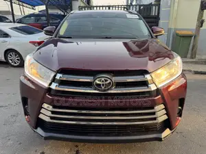 Toyota Highlander Limited 4dr SUV AWD (3.5L 6cyl 6A) 2015 Burgundy