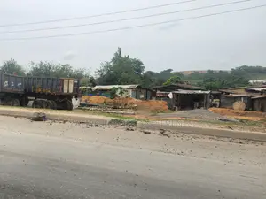 48 Acres of Land Near Rashidi Adewolu Gra on Lagos Ibadan Expressway