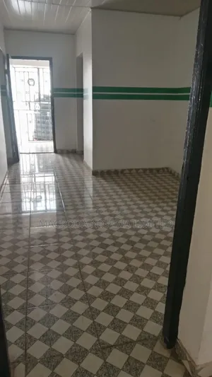 3bdrm Block of Flats in Allen Avenue for rent