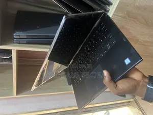 Laptop Dell Latitude 3390 8GB Intel Core i5 SSD 256GB