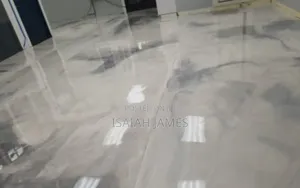 Queen Metallic Epoxy Flooring
