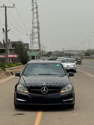 Mercedes-Benz C300 Sport 4Matic Sedan AWD (3.5L 6cyl 7A) 2013 Black