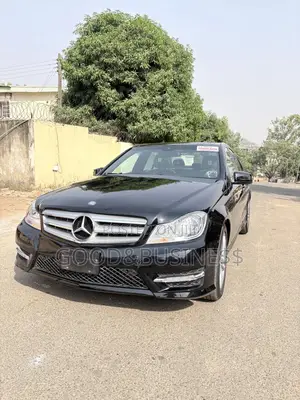 Mercedes-Benz C300 Sport 4Matic Sedan AWD (3.5L 6cyl 7A) 2014 Black