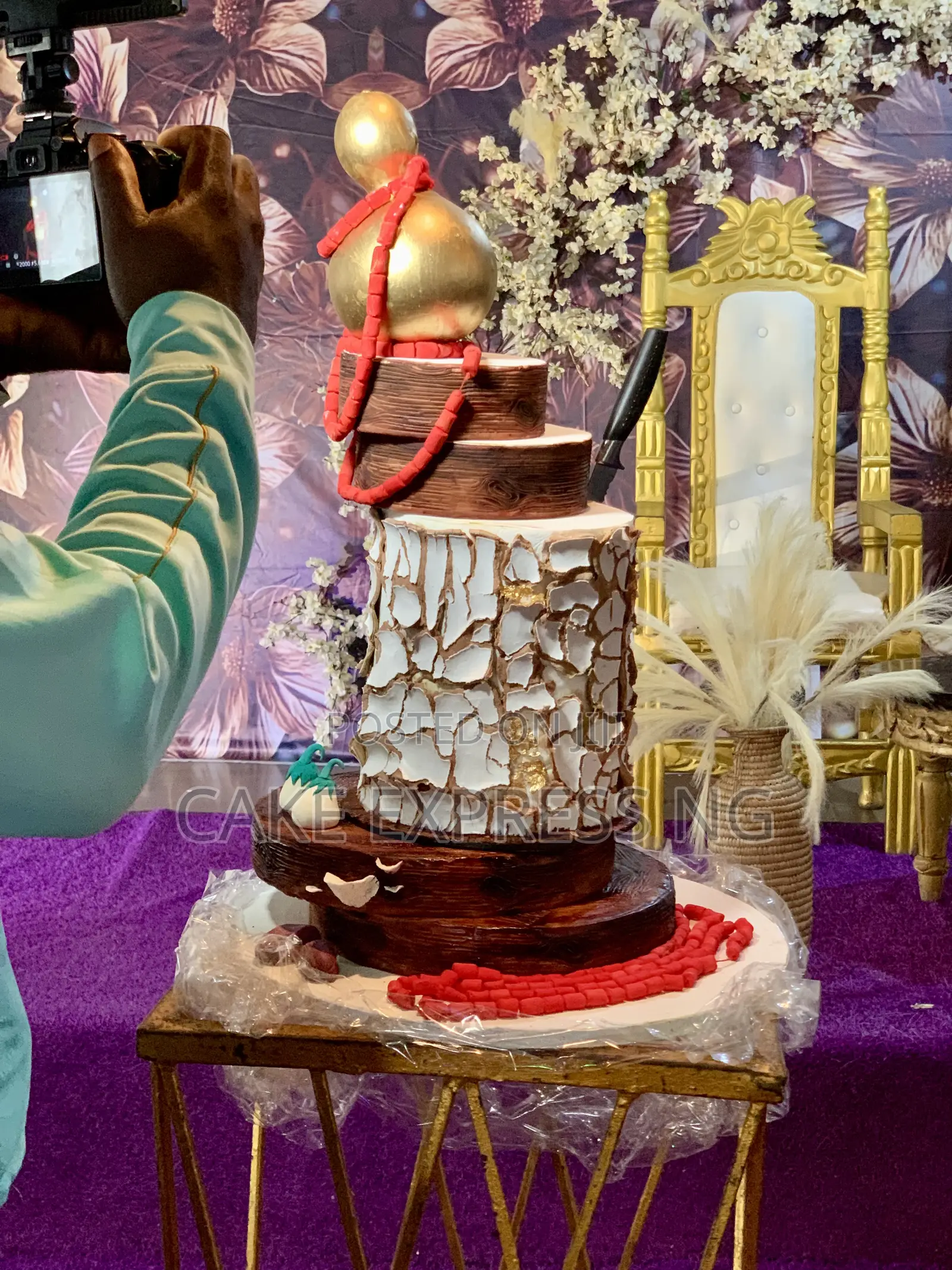 Traditional Wedding Cake