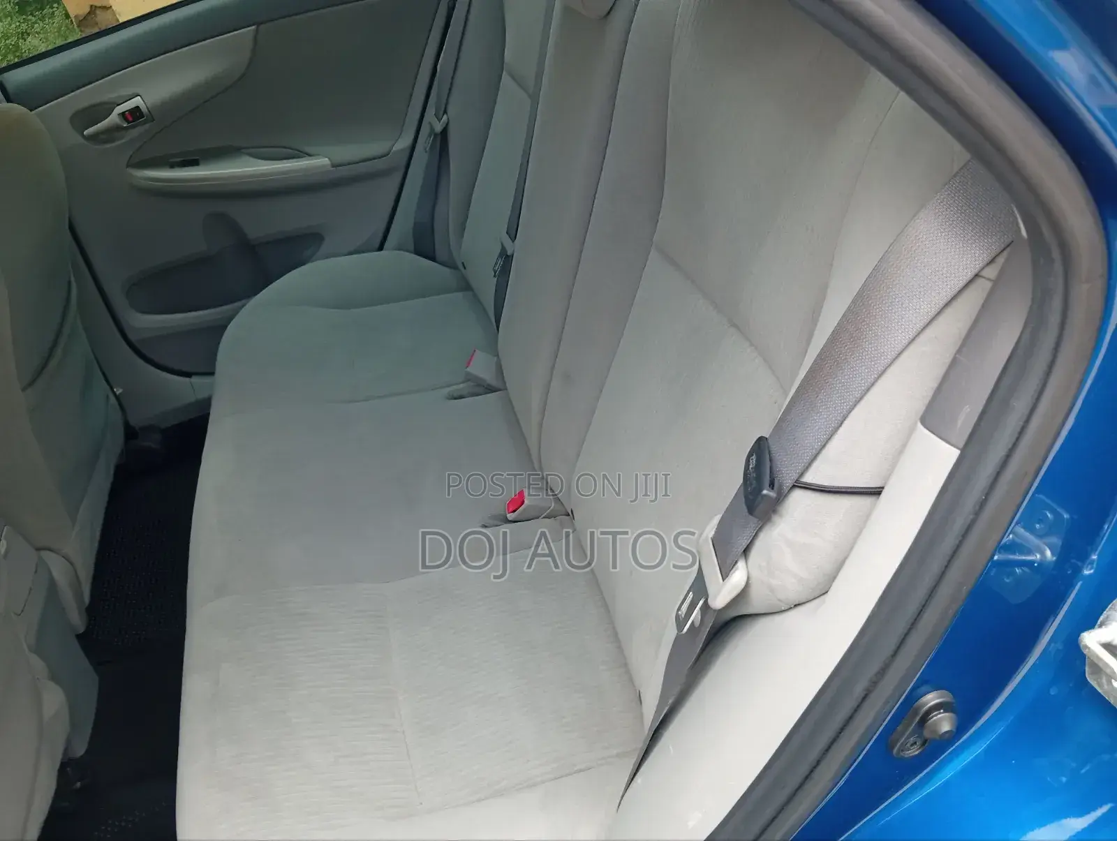 Toyota Corolla 2010 Blue