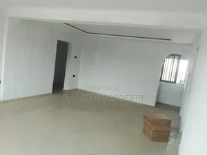 3bdrm Apartment in Mende for rent
