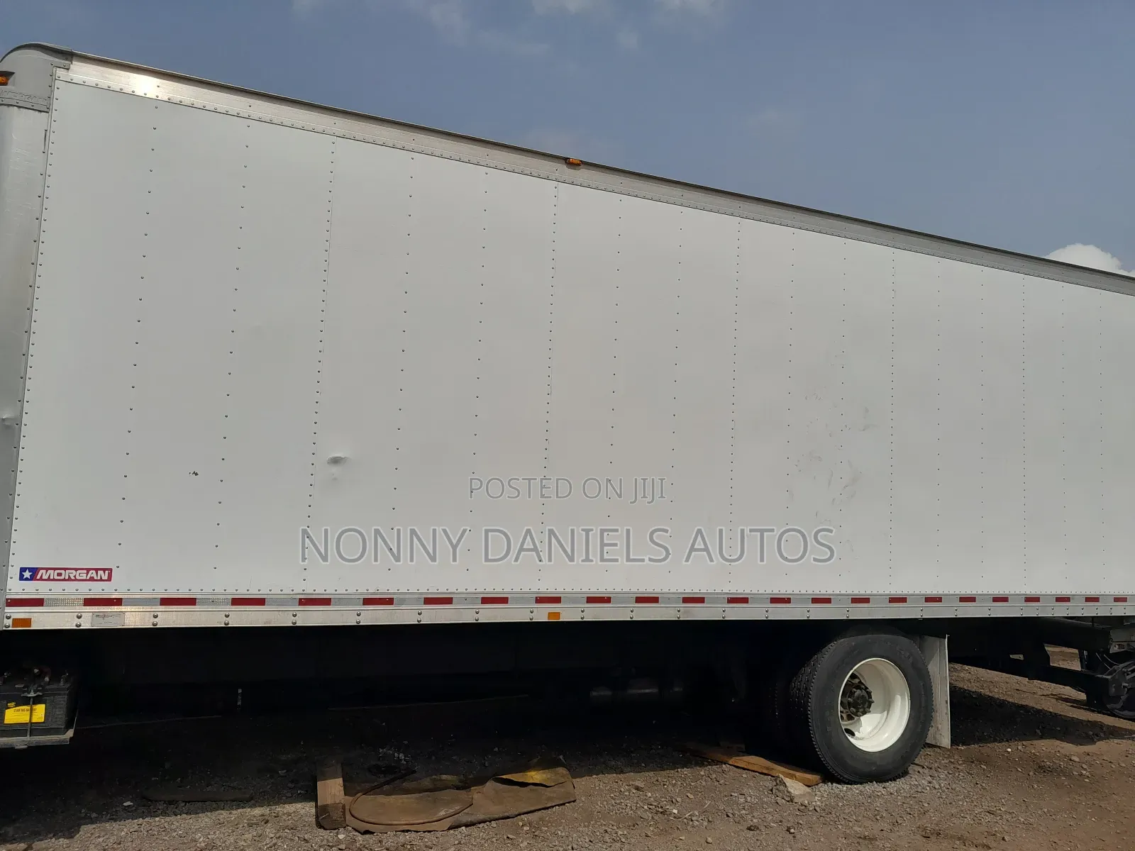 Freightliner 2015 White
