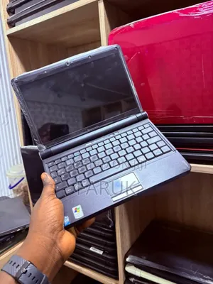 Laptop Lenovo IdeaPad U350 4GB Intel Core i3 HDD 160GB