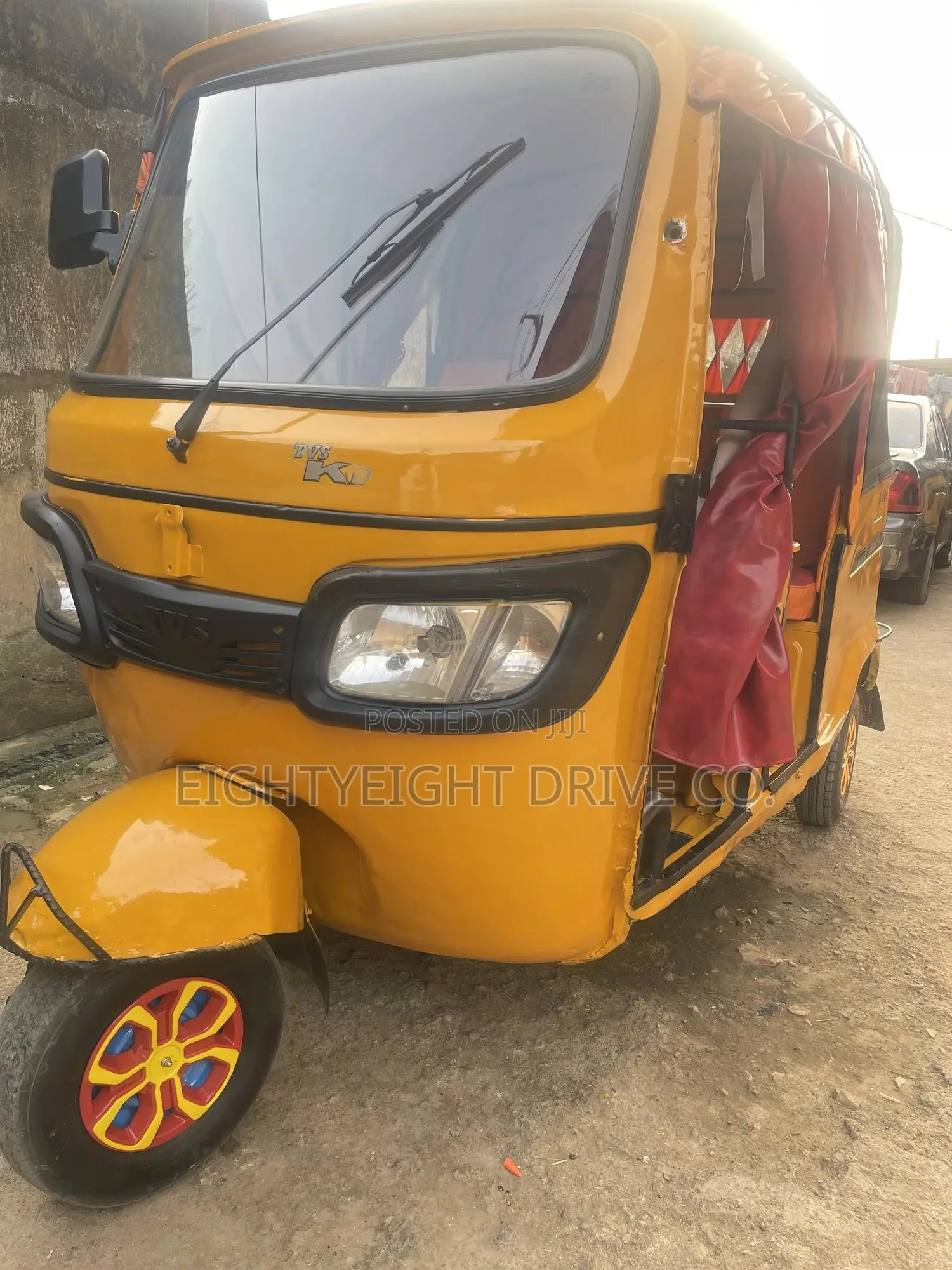 TVS King Deluxe Plus iTouch Start 2023 Yellow