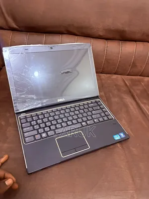 Laptop Dell Inspiron 15 3541 4GB Intel Core i5 HDD 320GB