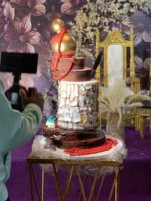 Traditional Wedding Cake