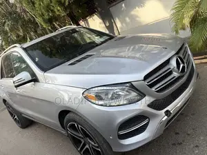 Mercedes-Benz GLE-Class 2017 Silver