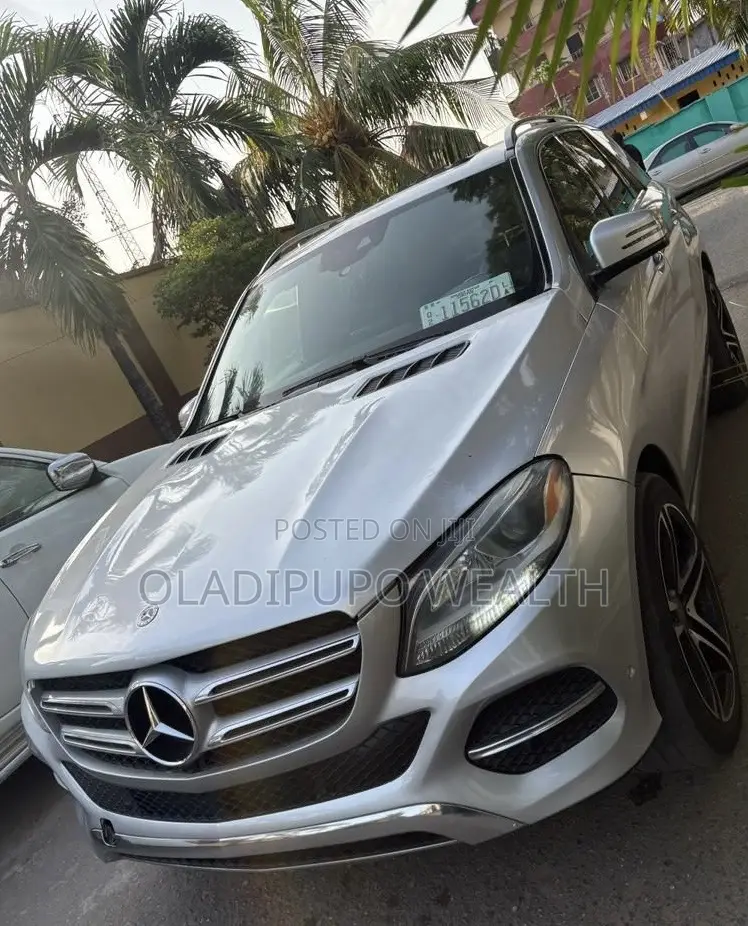 Mercedes-Benz GLE-Class 2017 Silver