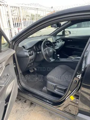 Toyota C-HR 2018 Black