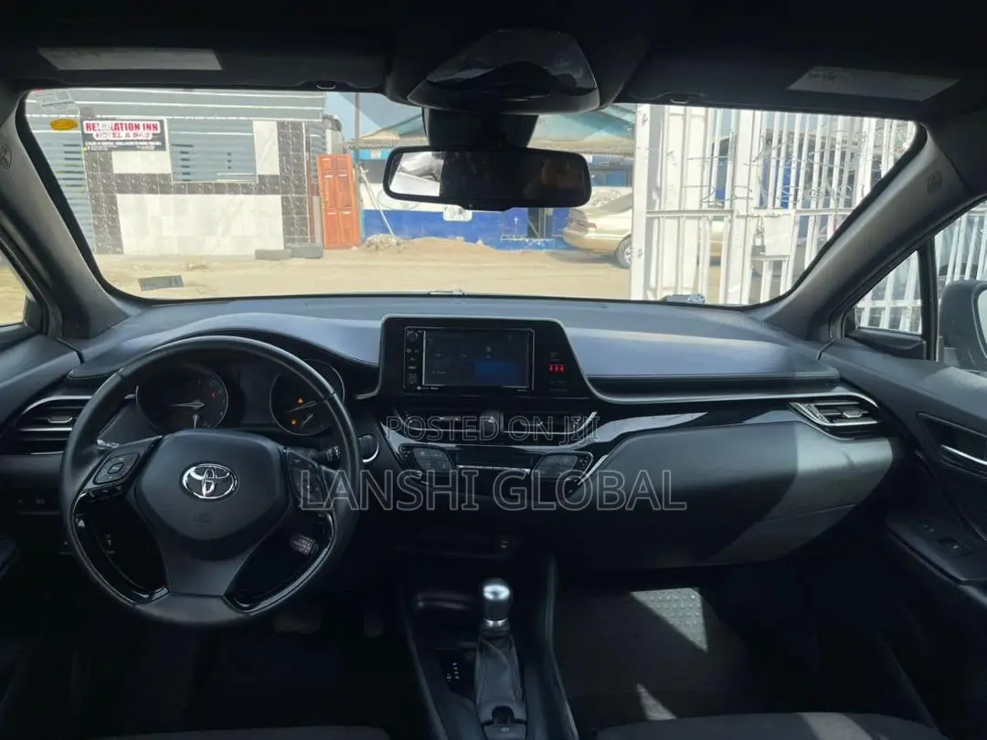 Toyota C-HR 2018 Black