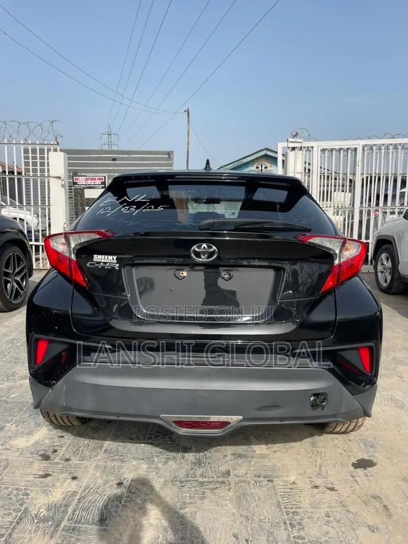 Toyota C-HR 2018 Black