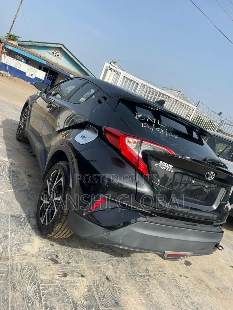 Toyota C-HR 2018 Black
