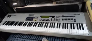 Yamaha Mo8 Music Synthesiser Uk Used Keyboard