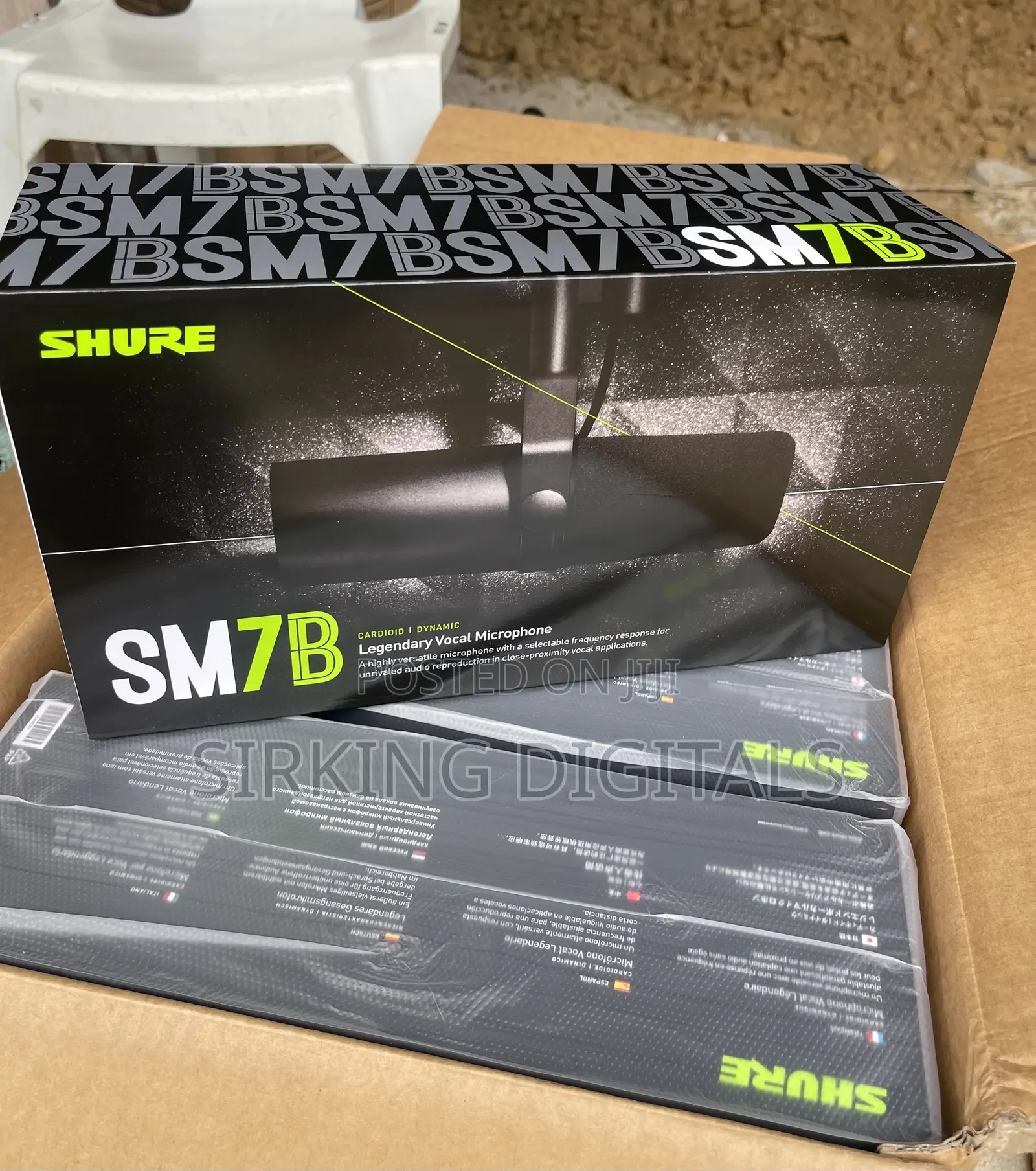 Shure Sm 7b Dynamic Studio Microphone