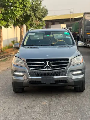 Mercedes-Benz M Class ML 350 4Matic 2013 Gray