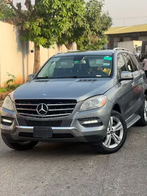 Mercedes-Benz M Class ML 350 4Matic 2013 Gray