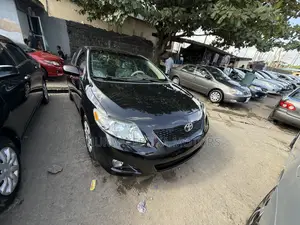 Toyota Corolla LE 4dr Sedan (1.8L 4cyl 4A) 2010 Black