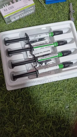 Light Cure Flowable Composite