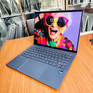 Laptop HP Dragonfly G4 16GB Intel Core i7 SSD 512GB
