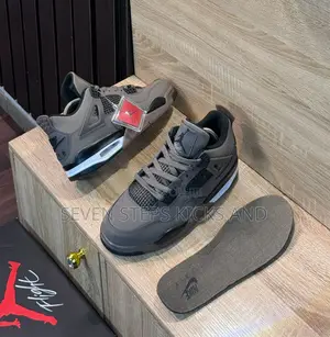 High Quality Air Jordan 4 Cave Stone Lúxury Sneakers