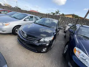 Toyota Corolla LE 4dr Sedan (1.8L 4cyl 4A) 2013 Black