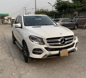 Mercedes-Benz GLE-Class 2016 White
