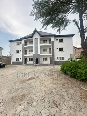 3bdrm Block of Flats in Ikota Gra for sale