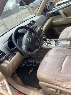 Toyota Highlander Limited 2010 Red