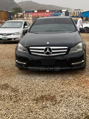 Mercedes-Benz C300 Sport 4Matic Sedan AWD (3.0L 6cyl 7A) 2011 Black