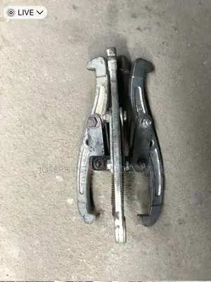 3-Jaw Gear Puller 8”