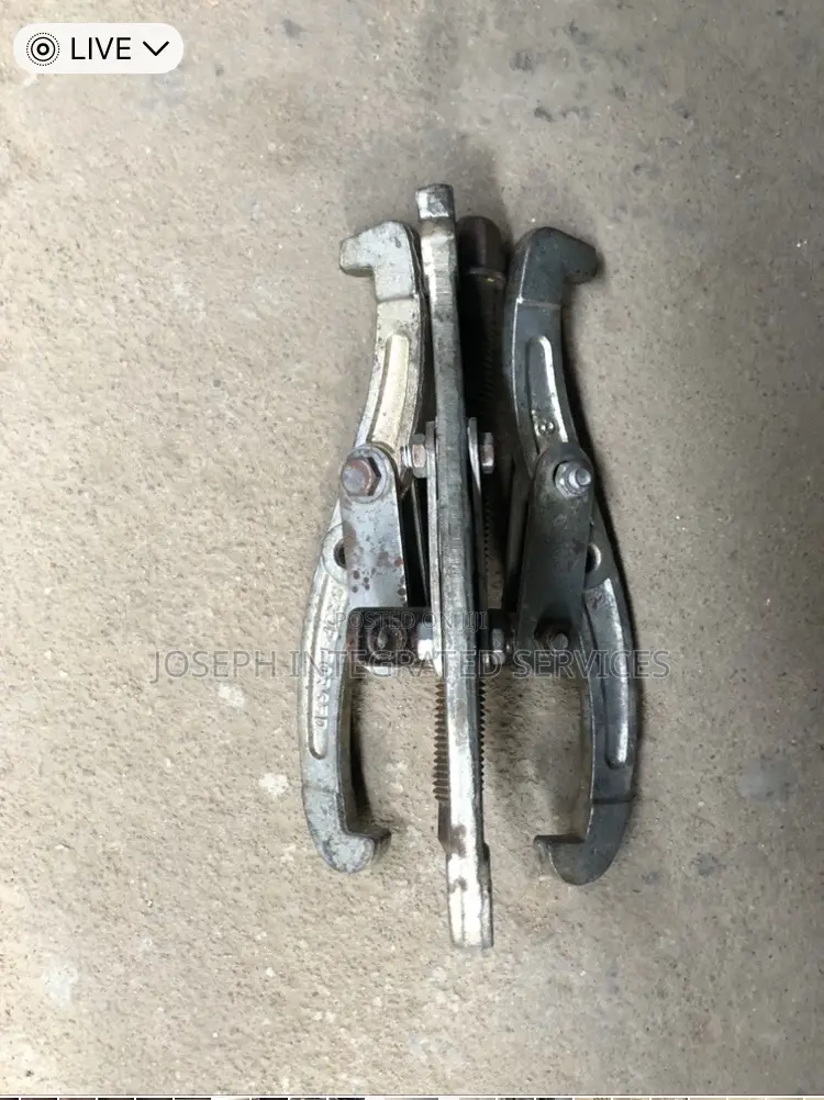3-Jaw Gear Puller 8”