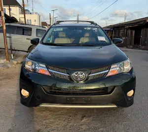 Toyota RAV4 2014 Green