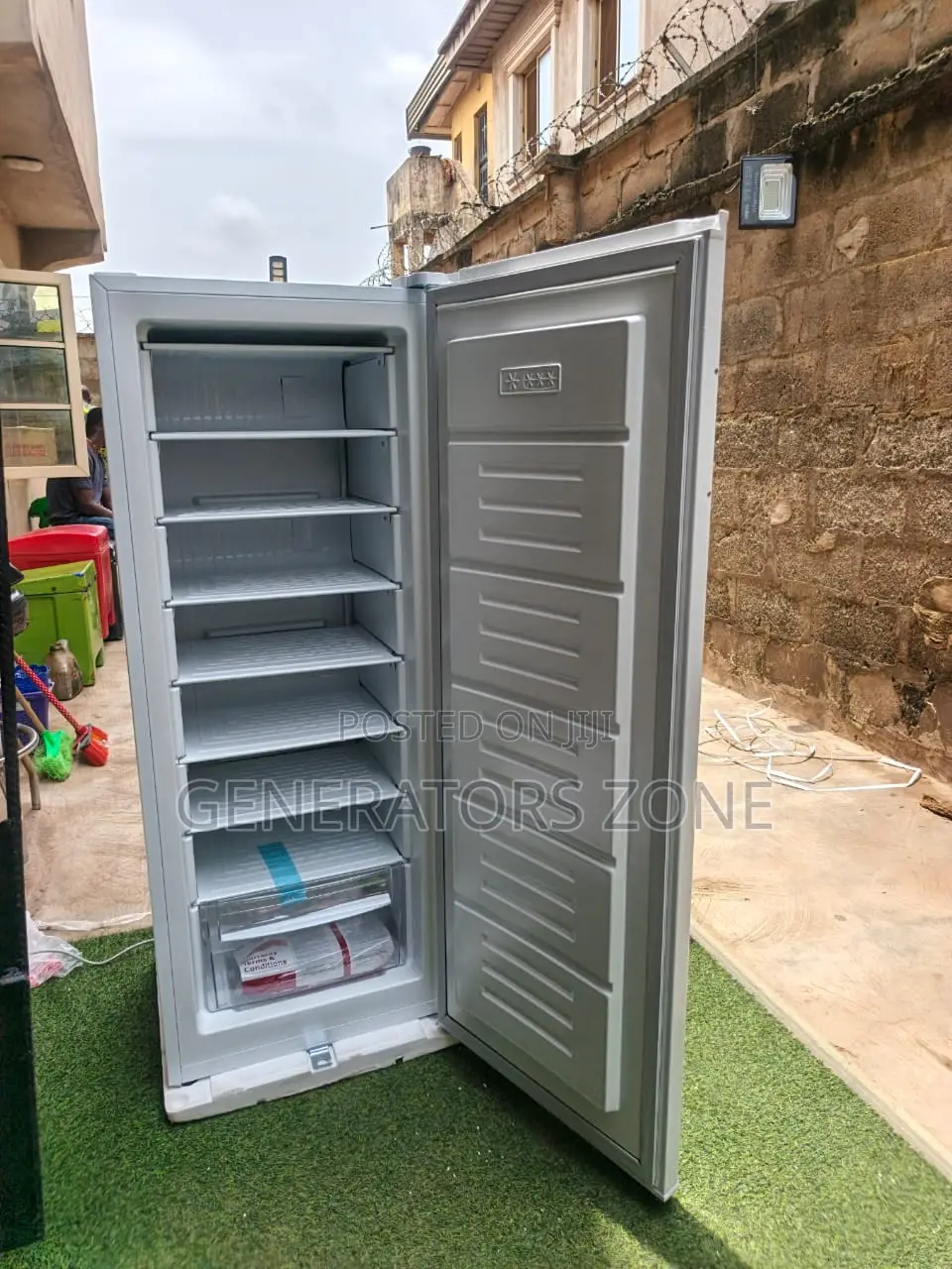 Barossa 200l Freezer Upright Storage