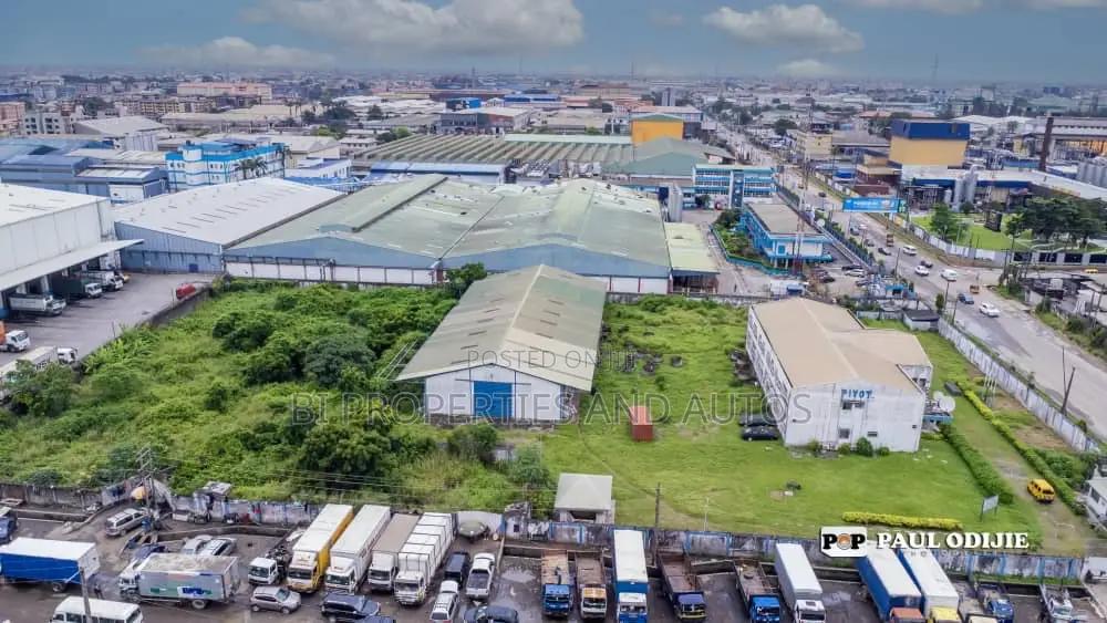 Massive Warehouse