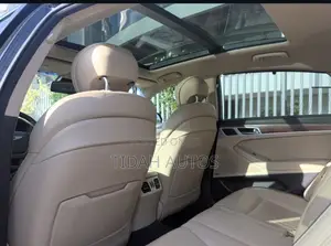 Hyundai Genesis 2016 Black