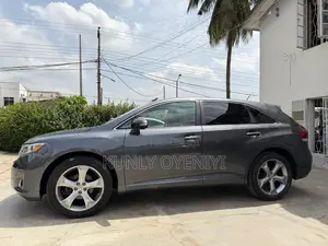 Toyota Venza Limited AWD V6 2013 Gray