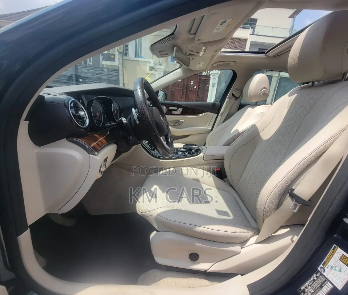 Mercedes-Benz E300 2018 Blue